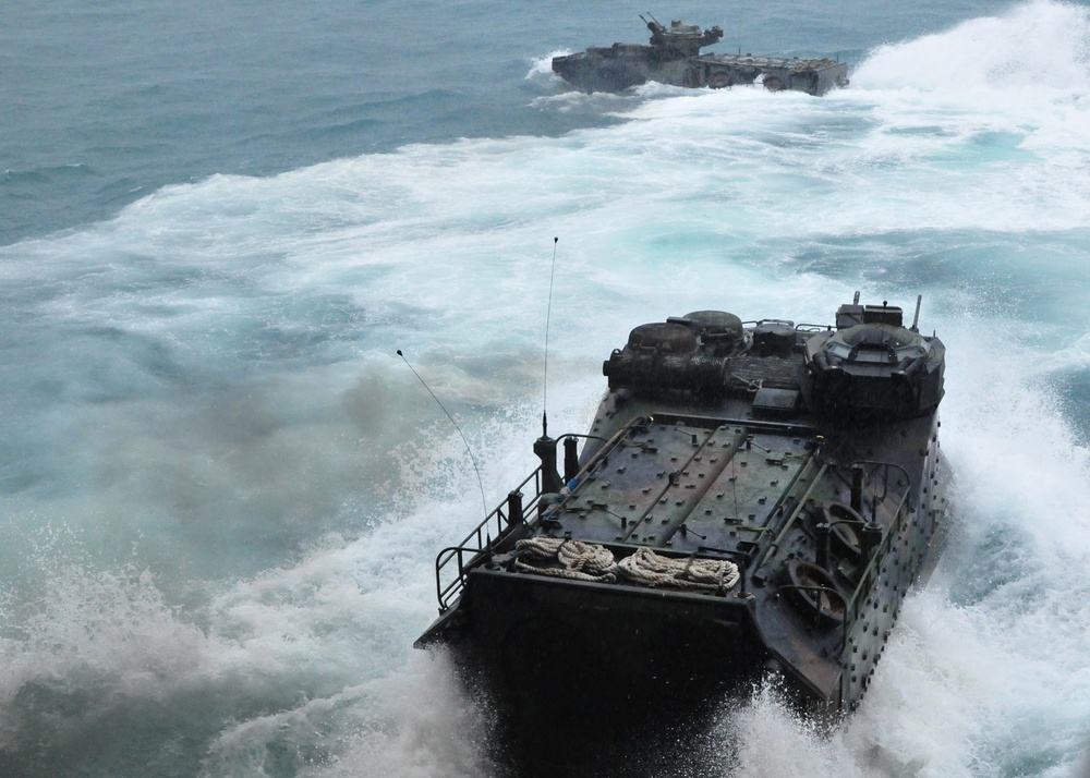 USS Tortuga amphibious assault exercise