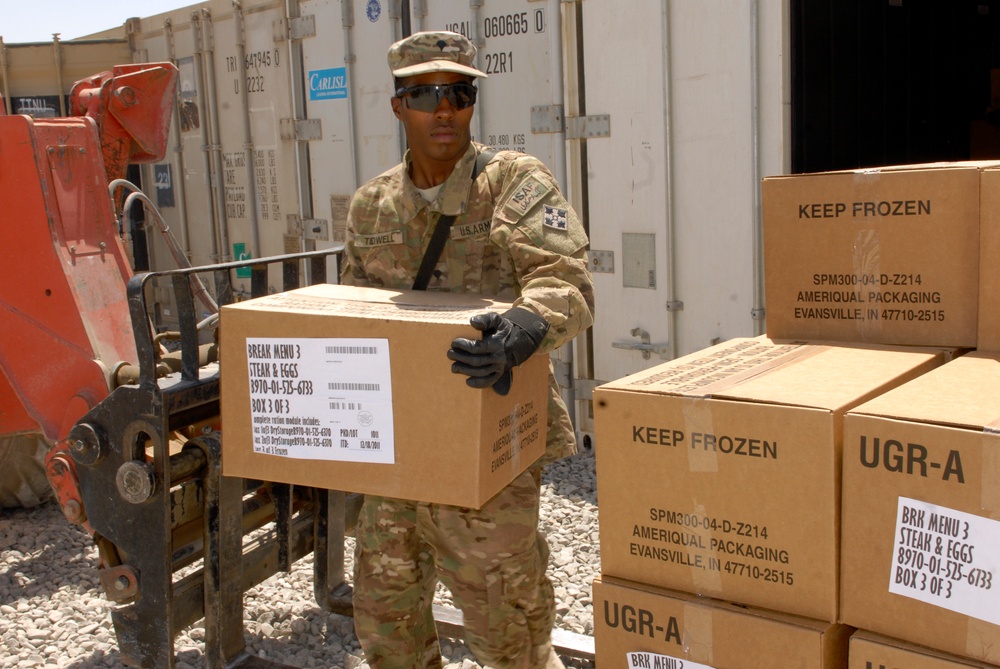 TF ‘Packhorse’ supplies Kandahar province, one combat outpost at a time