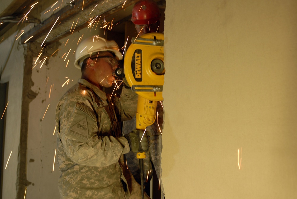 TF ‘Packhorse’ supplies Kandahar Province, one combat outpost at a time