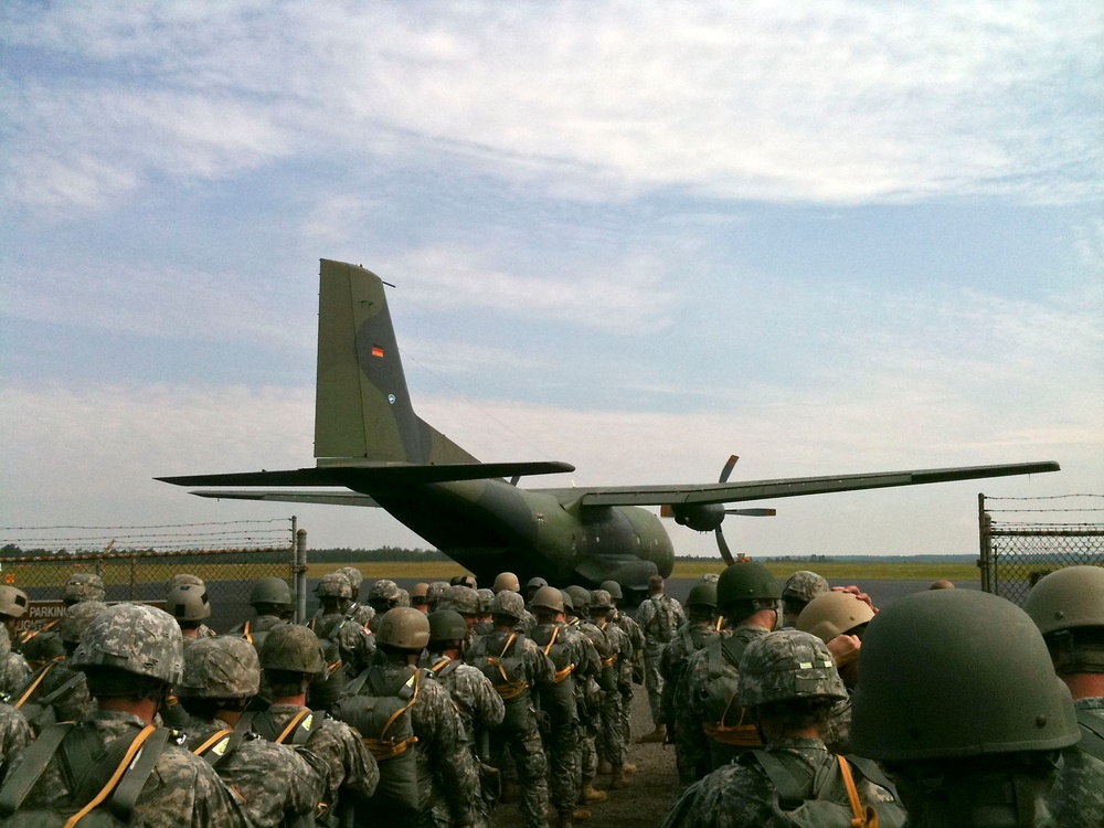 German army, US Special Operations foster partnership through airborne operation