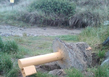 Yaquina south jetty gate damage