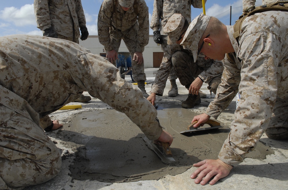 Marine 'Devil Dogs' train with RED HORSE airmen