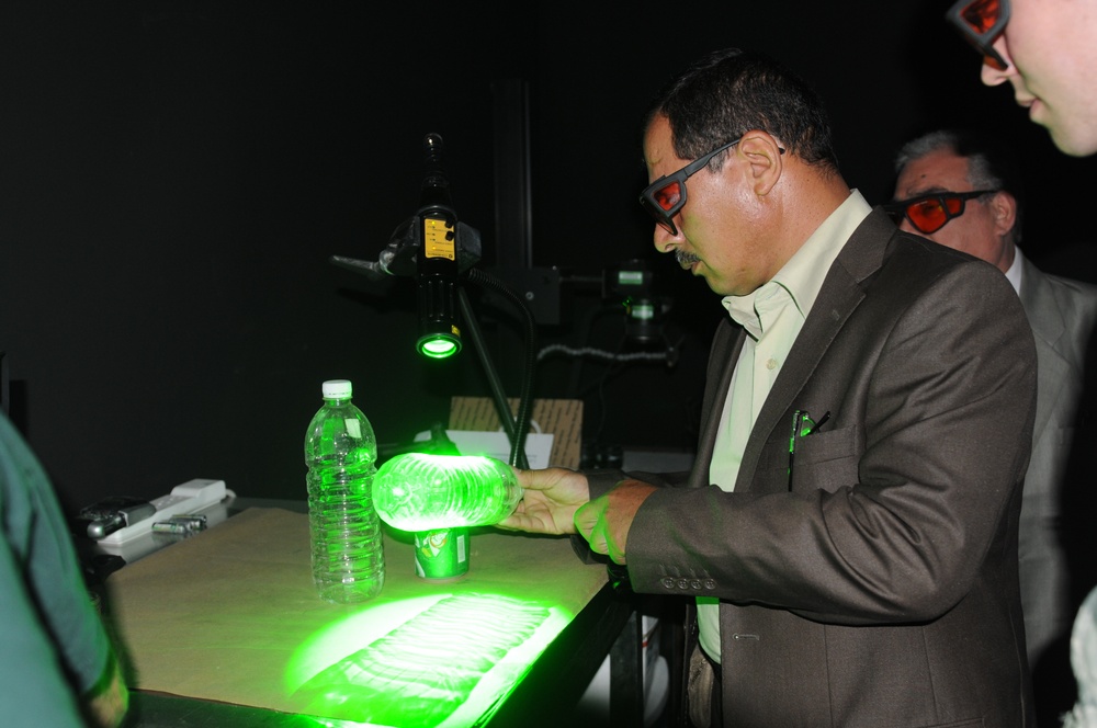 CID assists in training Iraqi army forensics