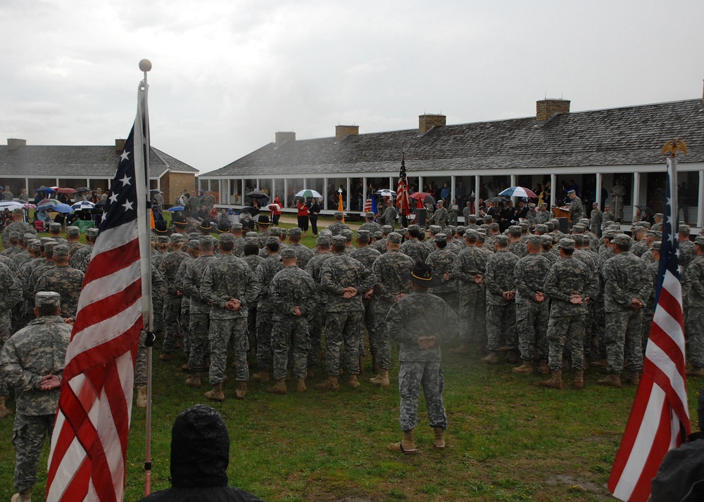 Brigade bids farewell at ceremony