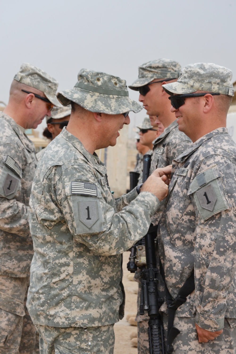 DVIDS - Images - ‘Griffin’ Battalion Commander and soldiers receive ...