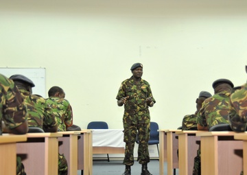 US sailors, Kenyan soldiers Partner During Humanitarian Mine Action Program