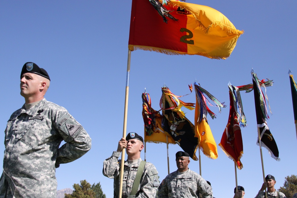 1st Armored Division, Fort Bliss, Change of Command, Uncasing, Daniela Vestal, troops, marching, flags, Dana Pittard, James Thurman, Terry Wolff, Old ironsides