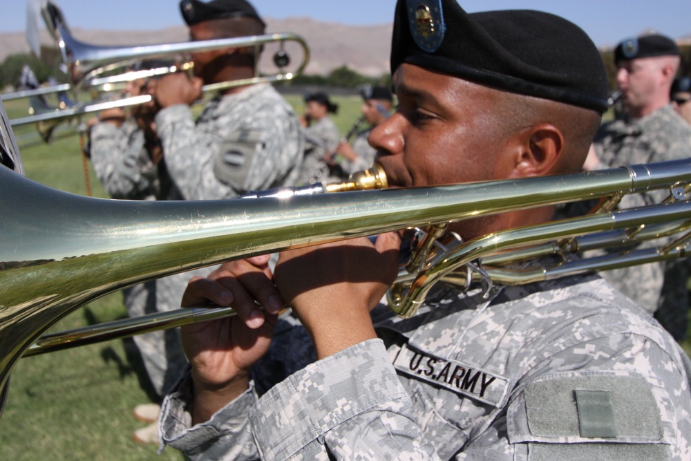 1st Armored Division Change of Command/Uncasing