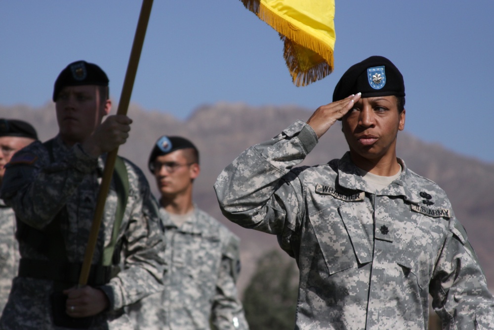 1st Armored Division Change of Command/Uncasing