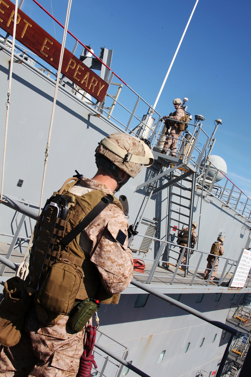 22nd MEU Conducts Vessel Board, Search and Seizure