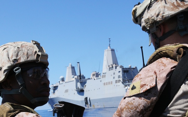 22nd MEU conducts VBSS training