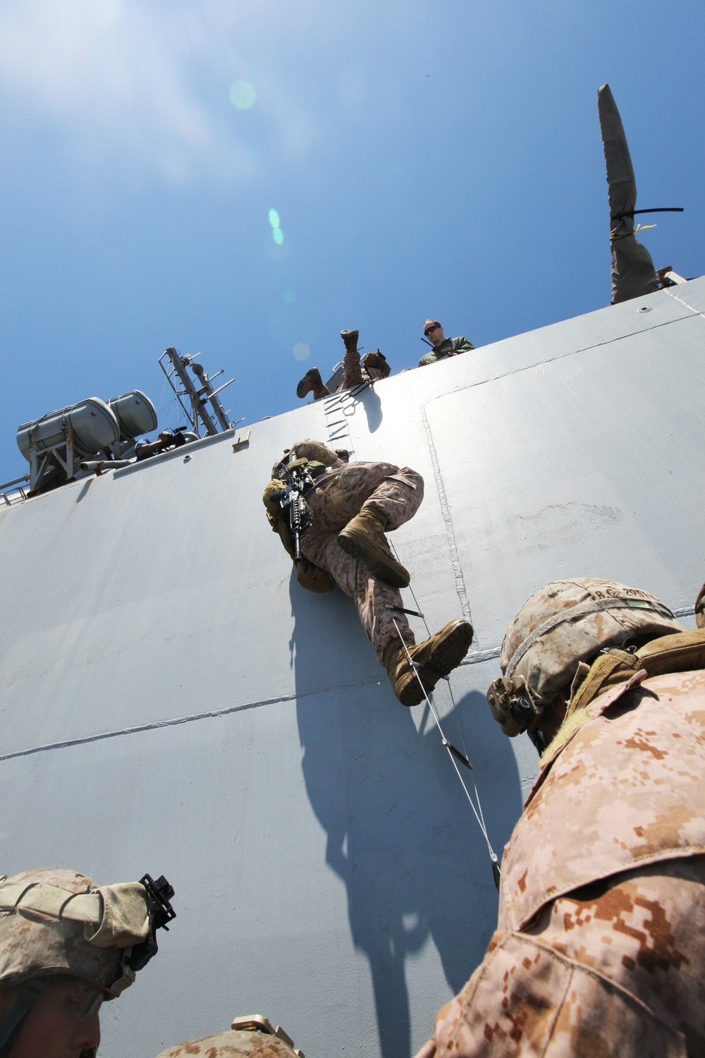 22nd MEU conducts VBSS training