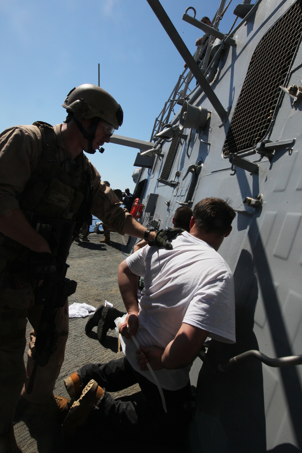 22nd MEU conducts VBSS training