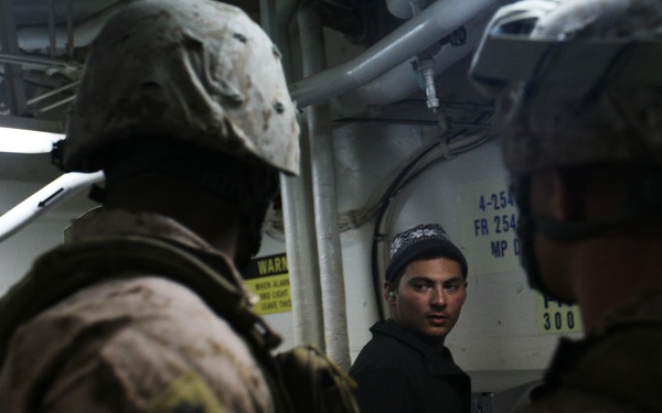 22nd MEU conducts VBSS training