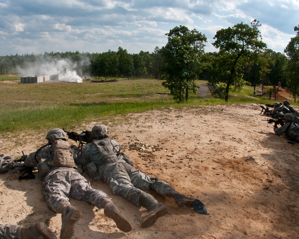 Saturday Night at the Crawl-In: Airborne platoons train for Global Response Force