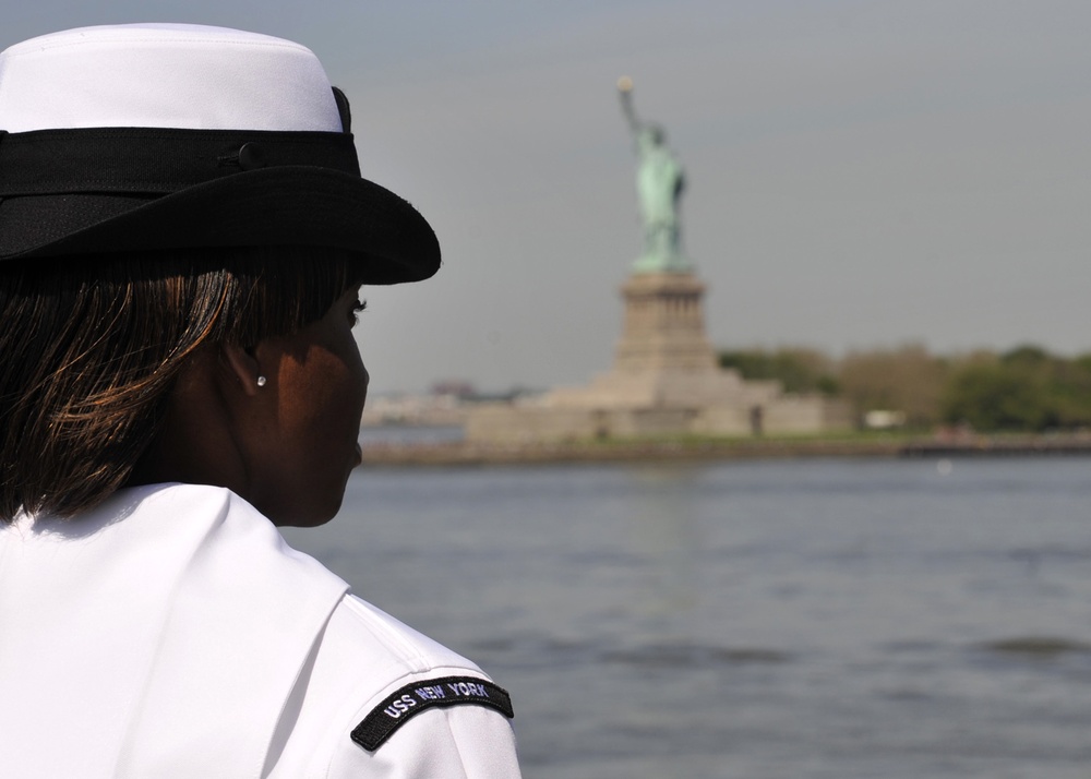 USS New York enters New York Harbor