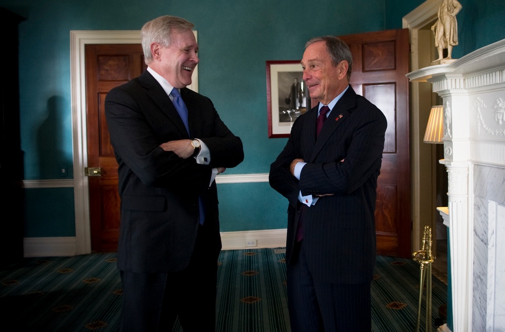 SECAV Mabus with NYC Mayor Bloomber in New York