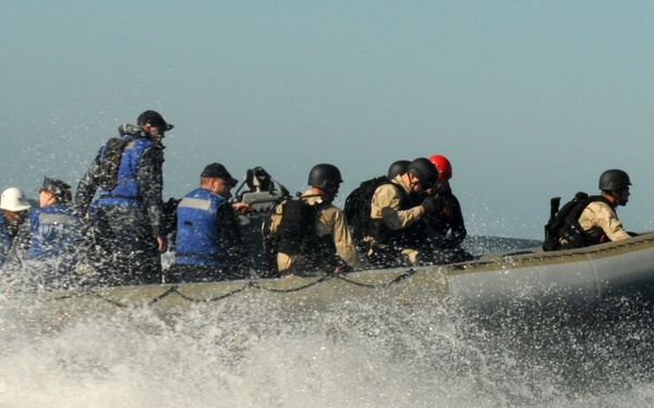 USS Truxton VBSS exercise