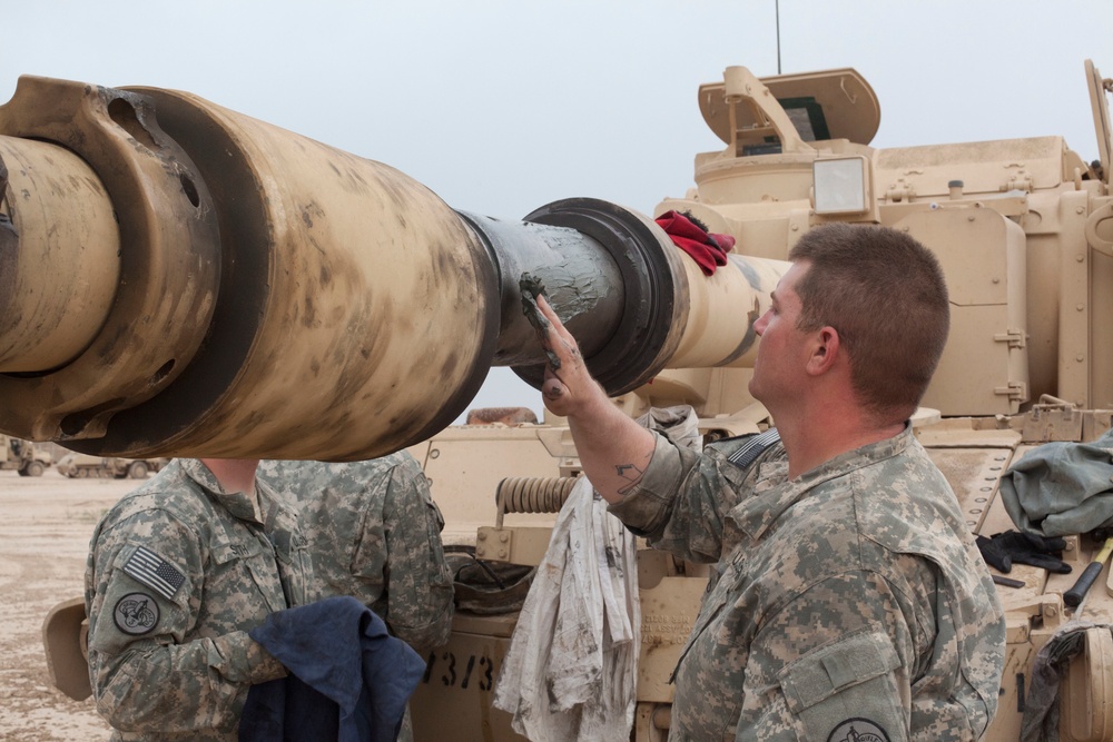 Artillery qualifications at Besamaya Range