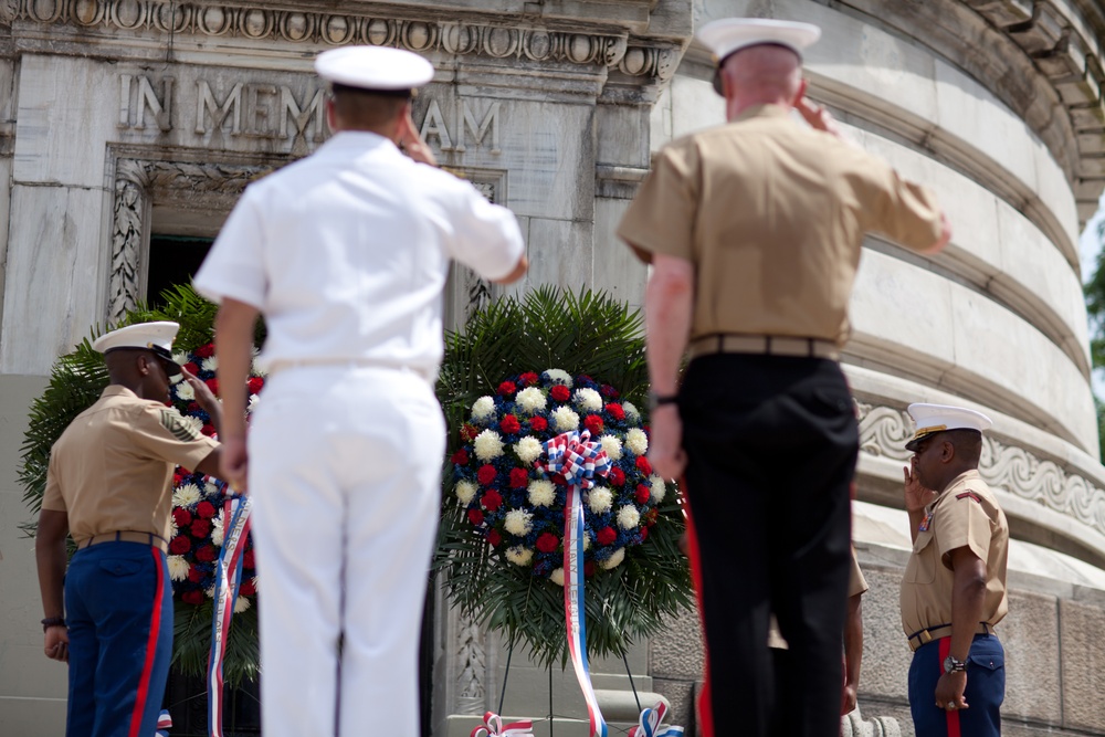 Wreath laying ceremony at the Soldiers' and Sailors' Monument - Fleet Week New York 2011