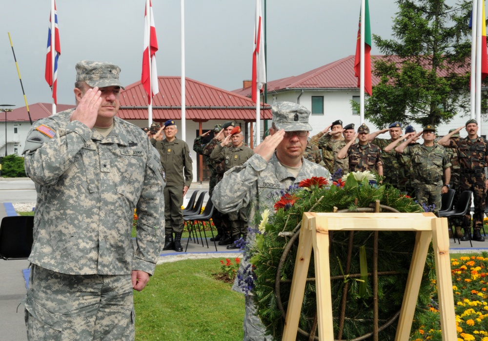 NATO HQ Sarajevo Remembers Those Who Have Fallen on Memorial Day