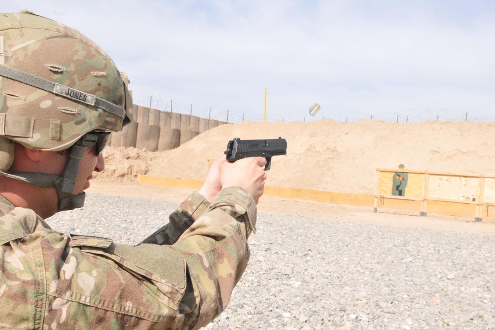 Vanguard soldiers earn coveted German shooter’s badge