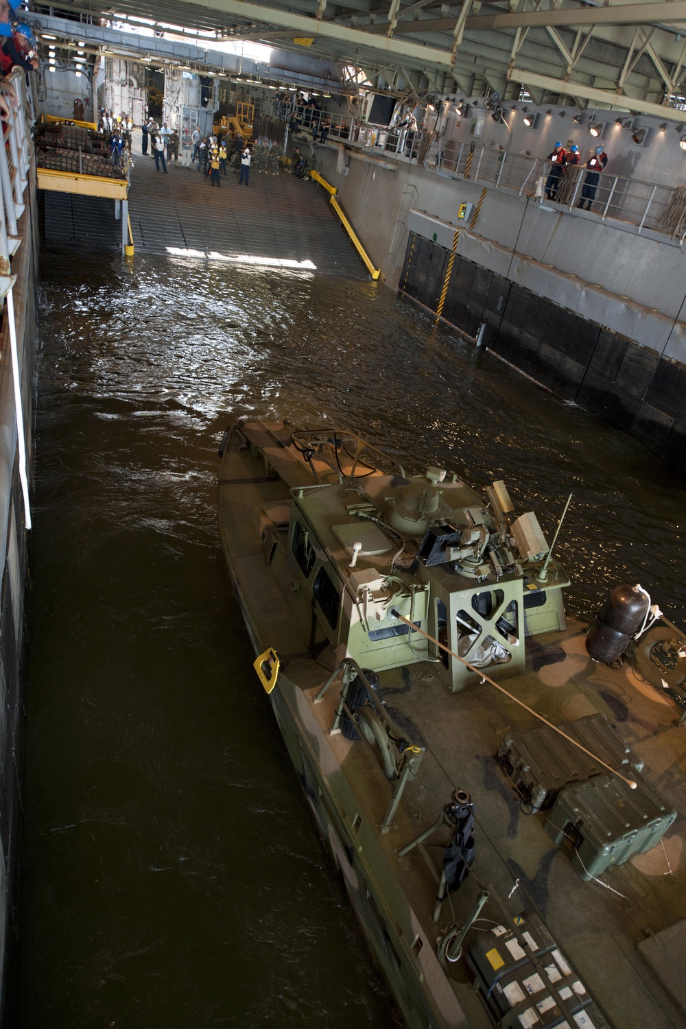 Riverine forces make history with well deck certification
