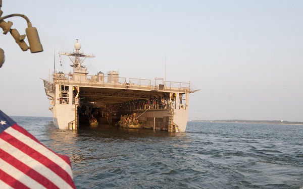 Riverine forces make history with well deck certification