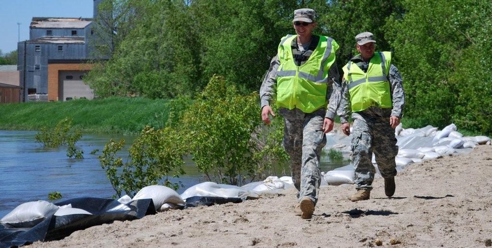 Guard Vigilant in Minot as Dike Patrols Continue
