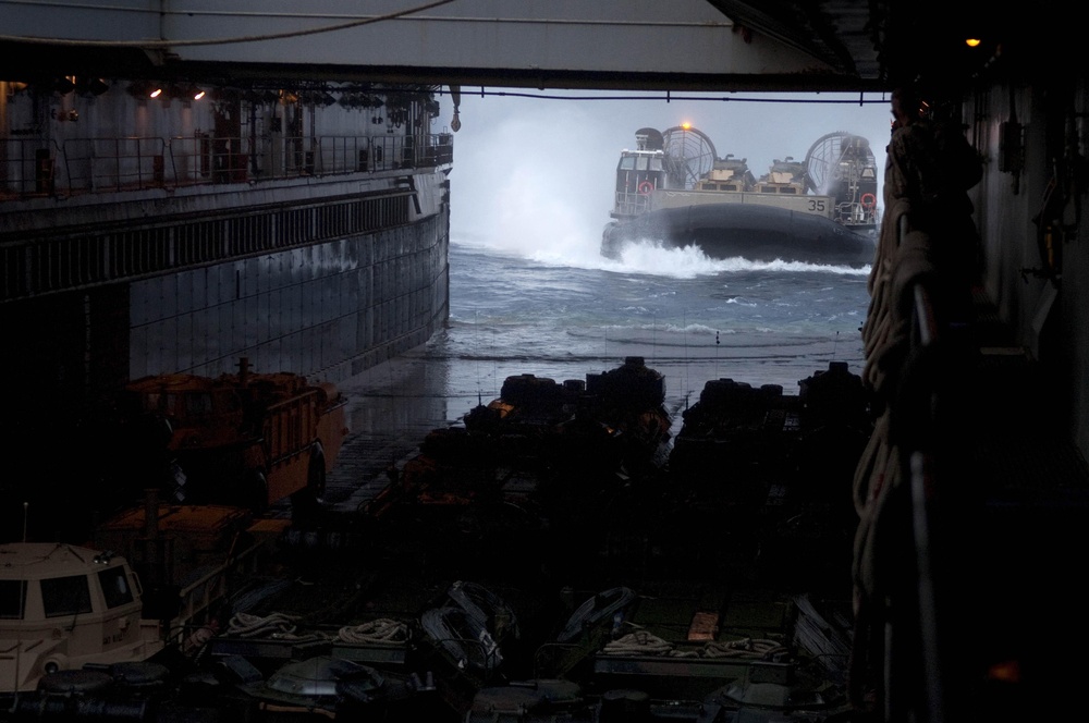 USS Bataan enters the well deck