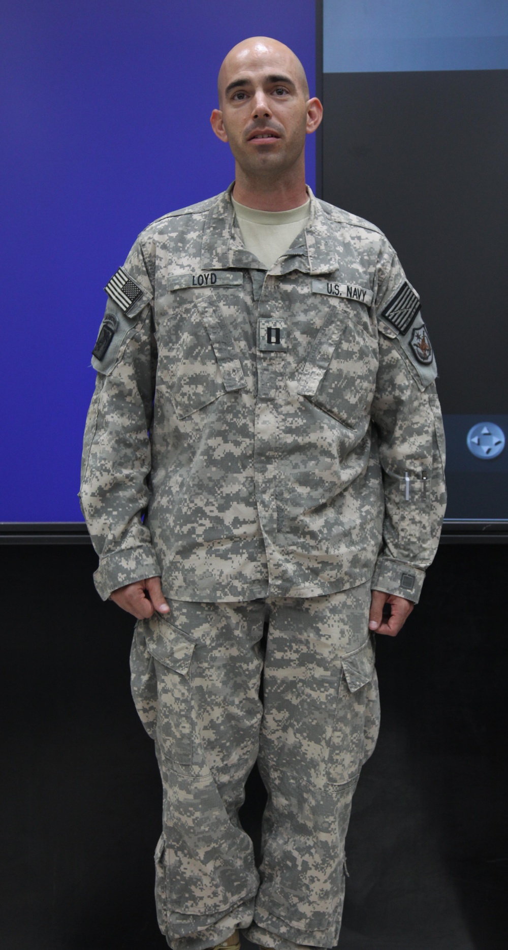 Lieutenant promotion inside Al Faw Palace