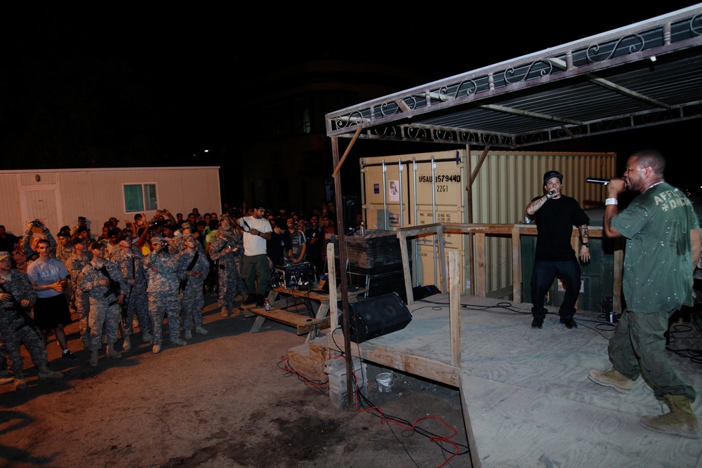 Rapper Xzibit visits Iraq
