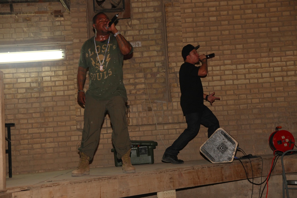 Xzibit performs for soldiers in Baghdad