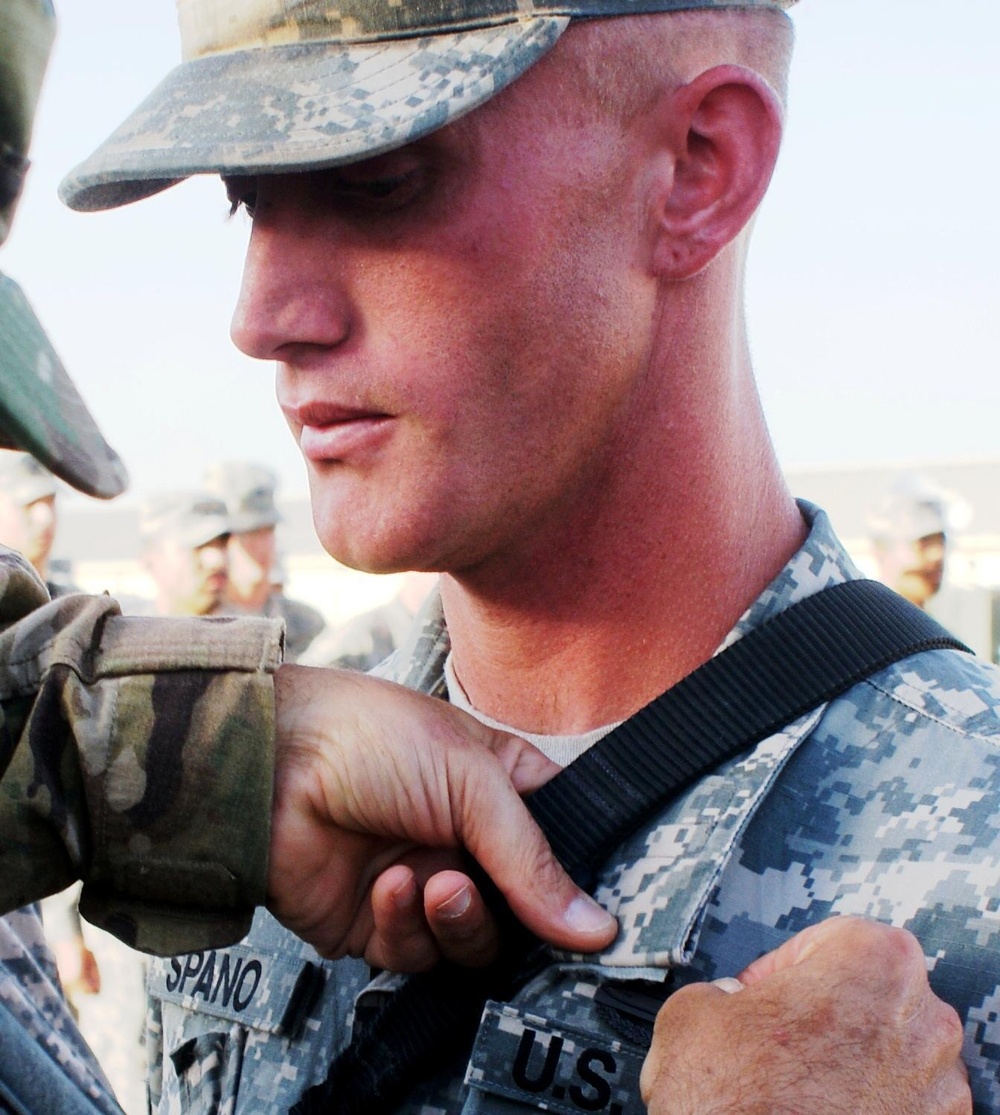 DCOM-RS awards Purple Heart, Combat Action Badges to RSC-Southwest soldiers