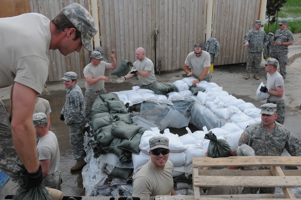 147th FA Quick Response Force gets feet wet