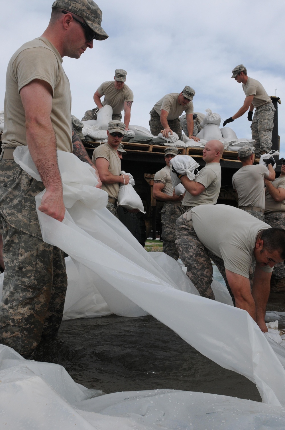 147th FA Quick Response Force gets feet wet