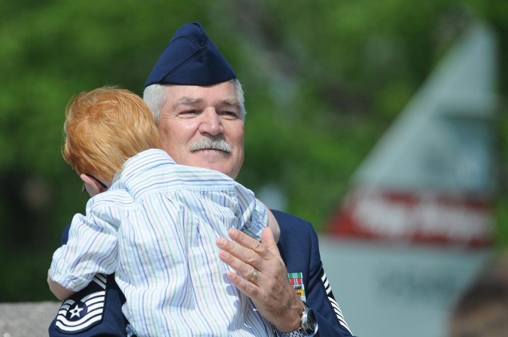 Retiring N.D. Vietnam veteran among last in Air Force