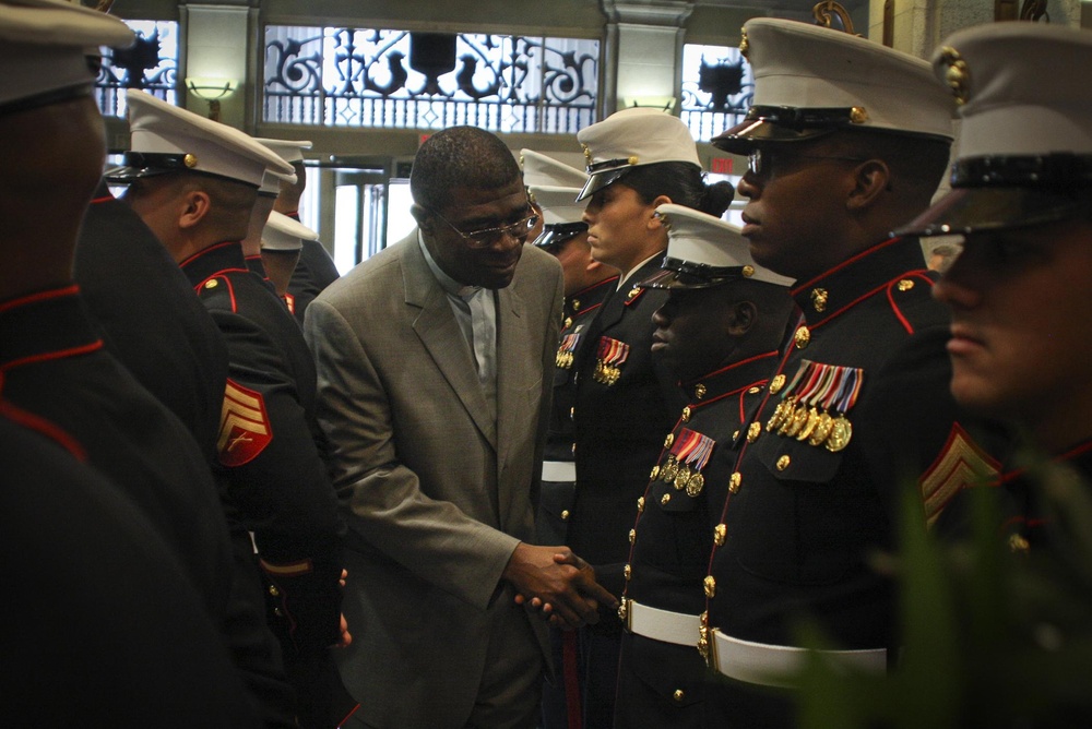 Fort Lauderdale Marines, Miami-Dade residents honor nation's heros