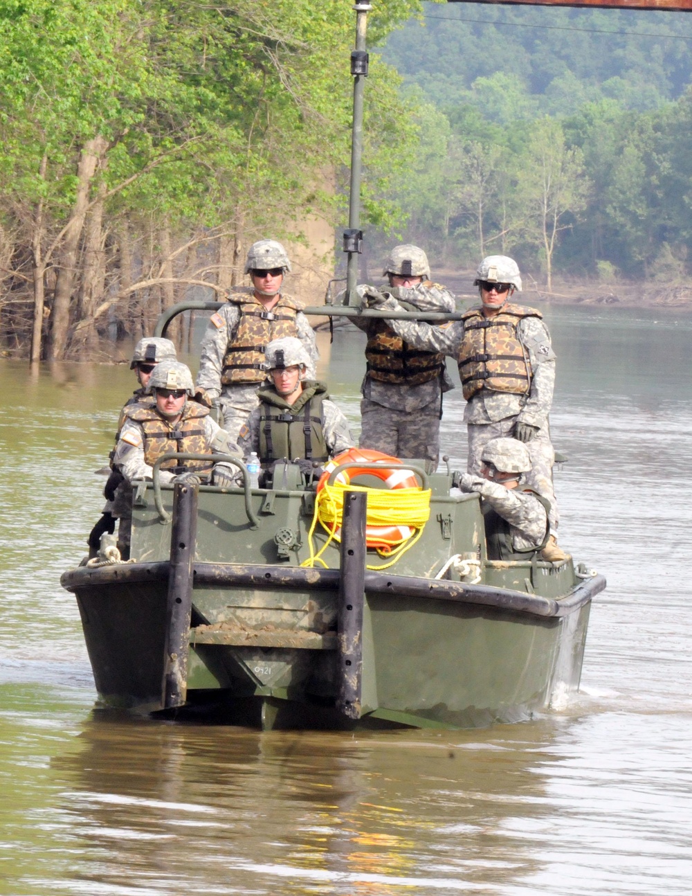 502nd MRBC conducts Bridge Erection Boat school