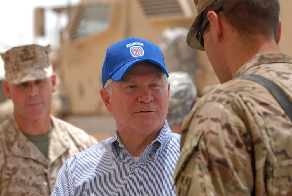 US Secretary Gates' visit to Forward Operating Base Walton in Kandahar, Afghanistan