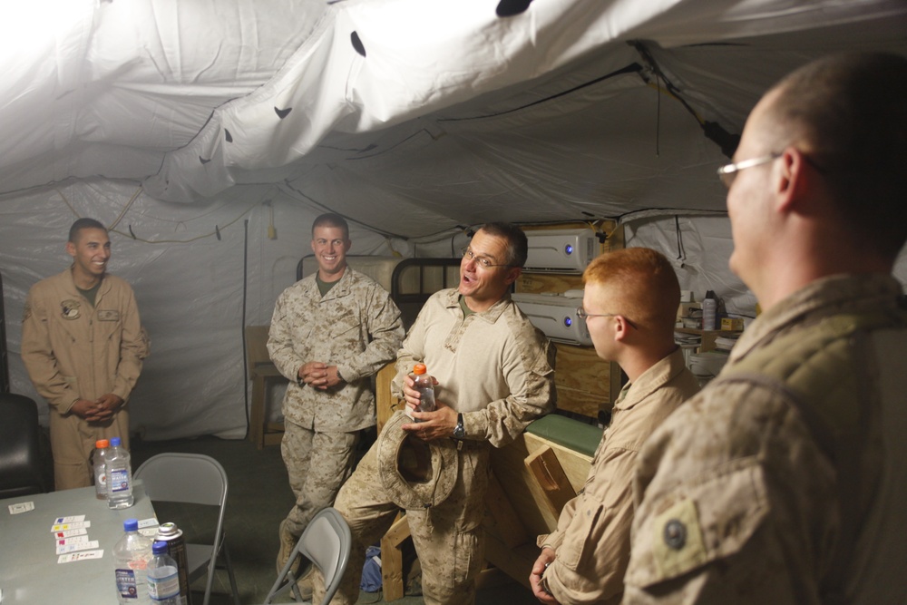 Marine aircraft wing chaplain provides ‘ministry on the fly’