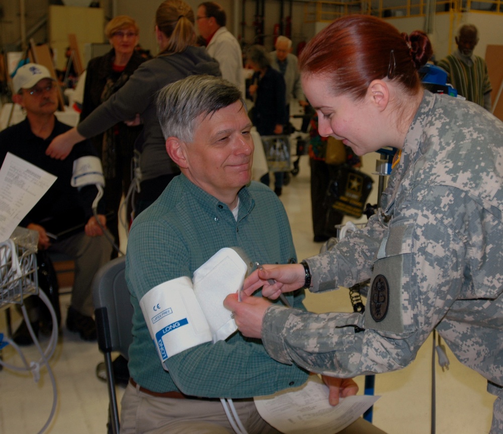 Military retirees join forces for appreciation day