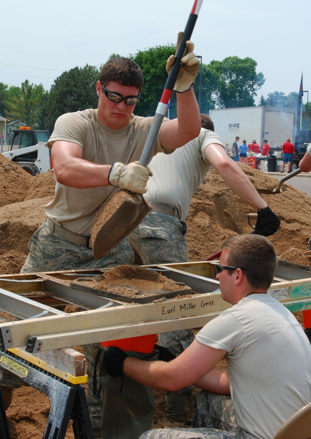 114th Fighter Wing supports flood prevention
