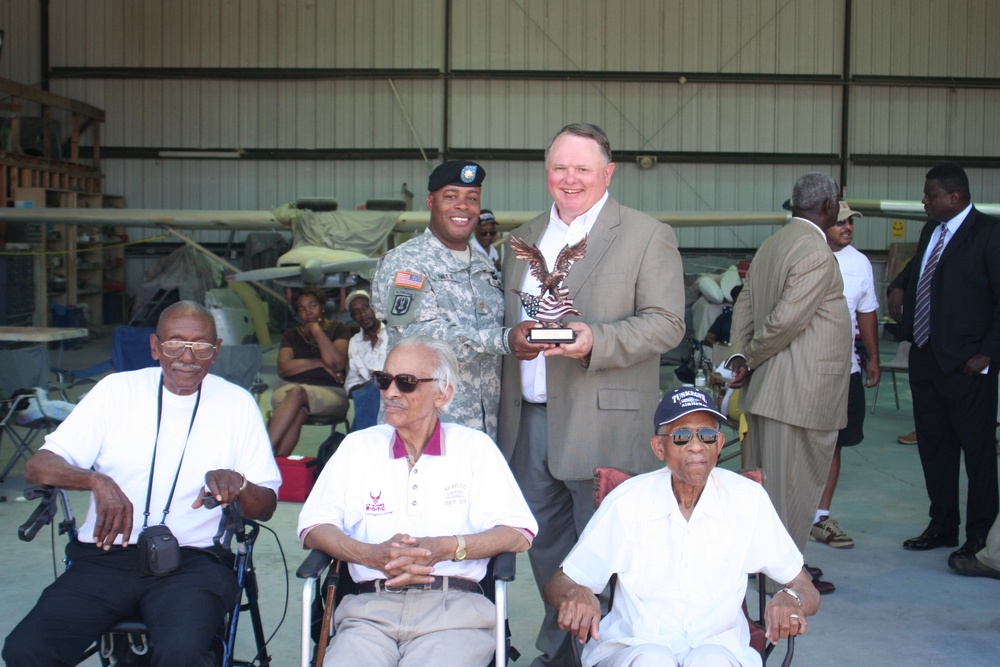 Army aviator receives prestigious award from Tuskegee University