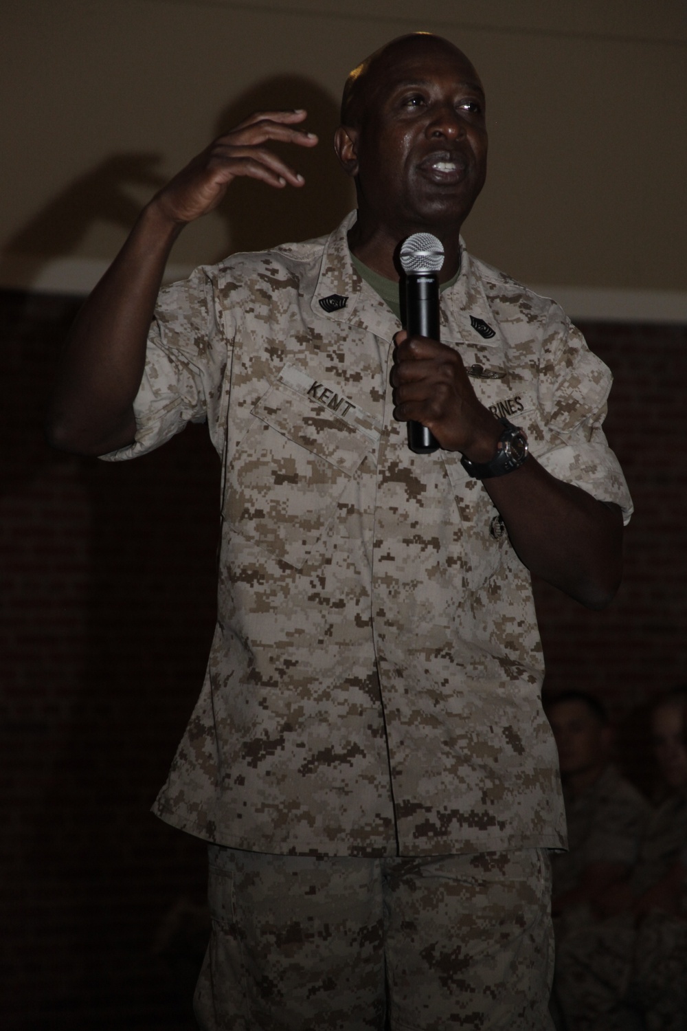 Sgt. Maj. Kent recalls Corps career during visit to Cherry Point