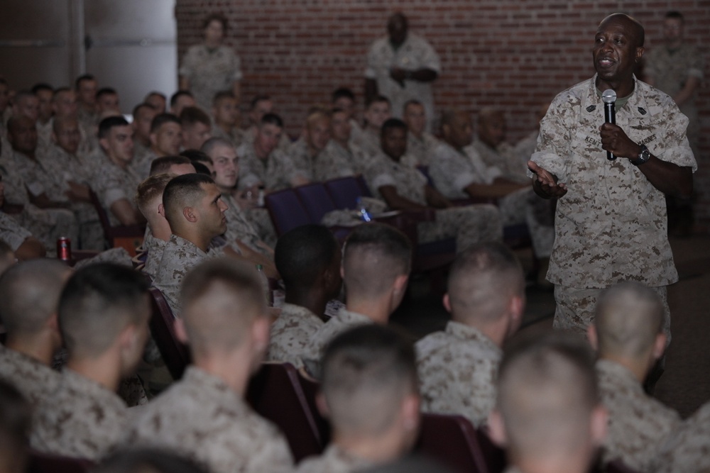 Sgt. Maj. Kent recalls Corps career during visit to Cherry Point