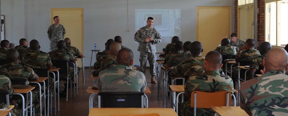 South Dakota Army National Guard MPs teach Surinamese Army Security Force tactics