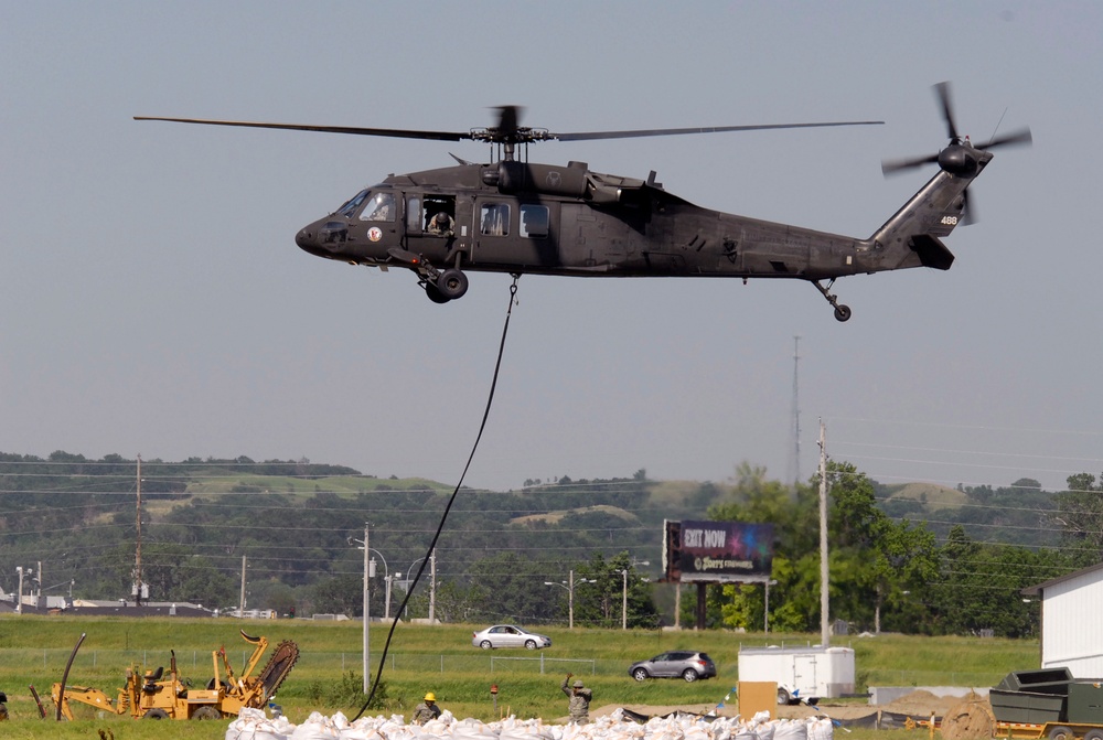 Missouri River flood relief 2011