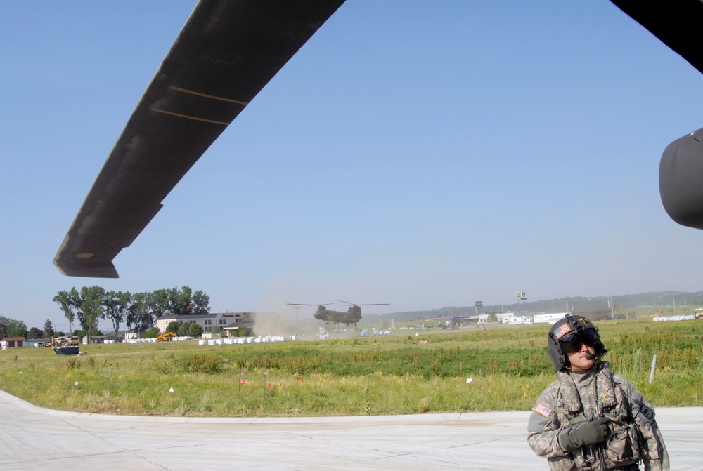 Missouri River flood relief 2011