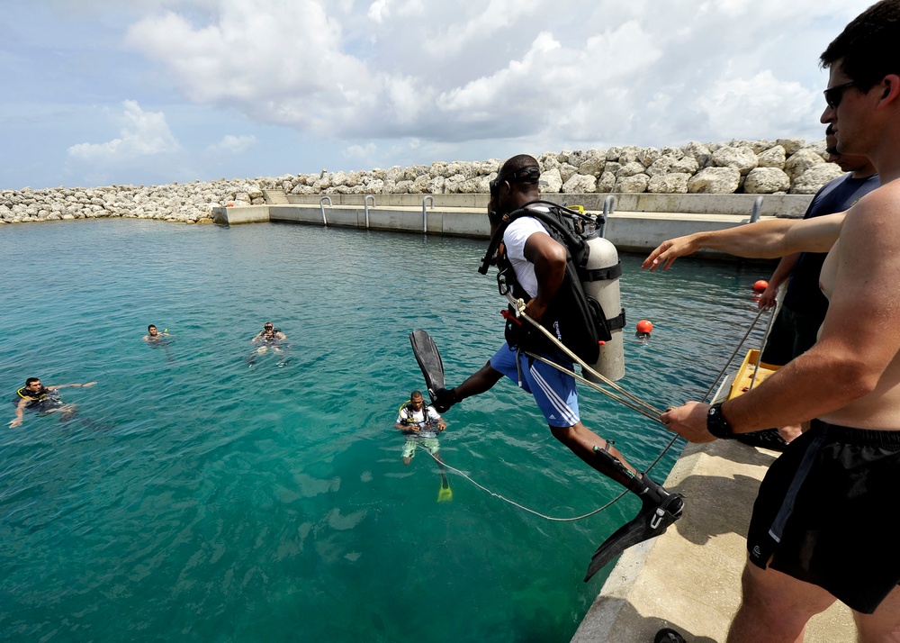 Navy Dive Southern Partnership Station